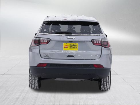 Used 2022 Jeep Compass Latitude w/ Convenience Group image 6