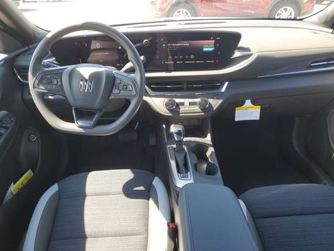 Certified 2025 Buick Envista Preferred w/ Convenience II Package FWD image 25