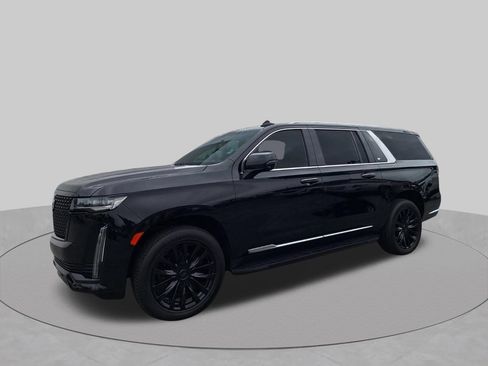 Used 2023 Cadillac Escalade ESV Luxury RWD image 9