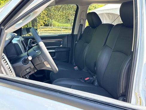 Used 2017 RAM 2500 Laramie w/ Convenience Group AWD/4WD image 7