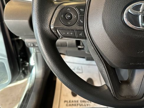 Used 2023 Toyota Corolla LE FWD image 11