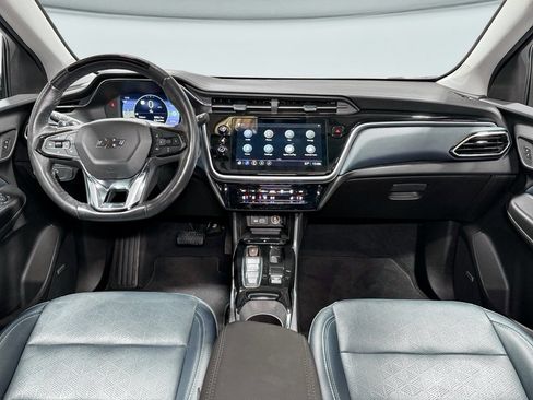 Used 2023 Chevrolet Bolt EUV Premier w/ Sun & Sound Package image 17