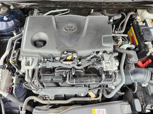 Used 2021 Toyota Camry XLE w/ Navigation Package image 10