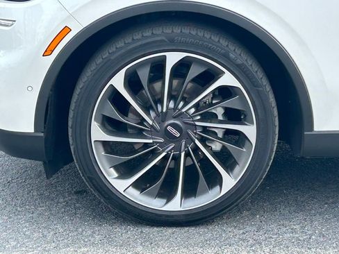 Used 2021 Lincoln Aviator Reserve w/ Equipment Group 202A image 11