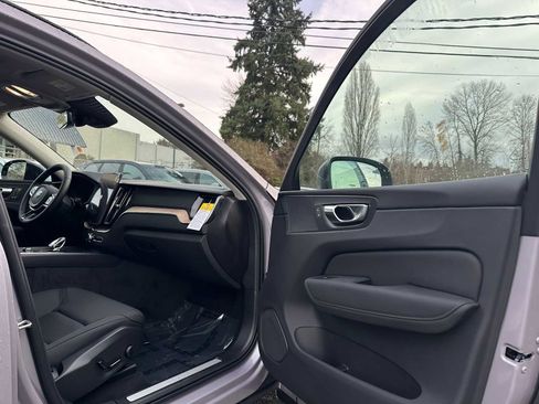 New 2026 Volvo XC60 B5 Core w/ Climate Package image 11