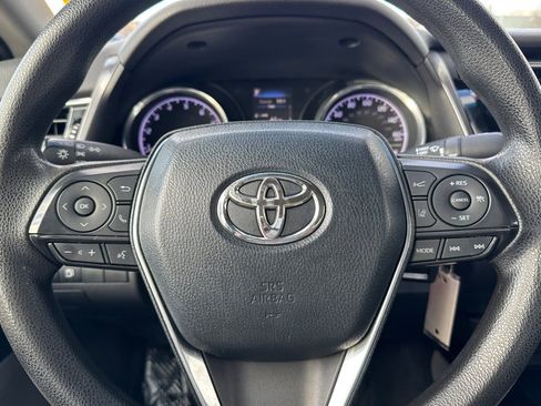 Certified 2018 Toyota Camry LE image 26