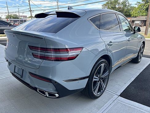 Used 2025 Genesis GV80 3.5T e-SC image 12