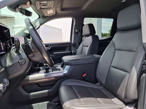 Used 2023 Chevrolet Silverado 1500 LTZ w/ Technology Package AWD/4WD image 15
