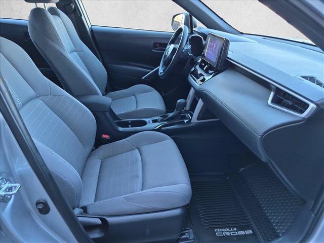 Used 2025 Toyota Corolla Cross AWD Hybrid image 21