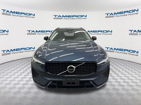 Used 2023 Volvo XC60 B5 Plus AWD/4WD image 8