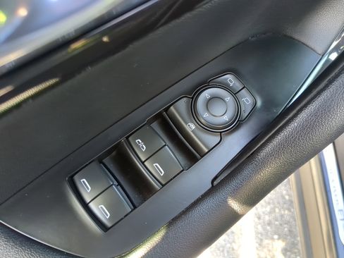 Certified 2020 Chevrolet Blazer RS w/ LPO, Floor Liner Package image 17