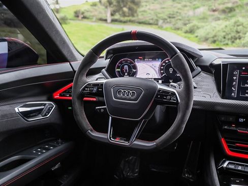 Used 2023 Audi RS e-tron GT image 26