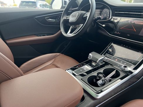 Used 2022 Audi Q8 Premium Plus w/ Premium Plus Package image 37