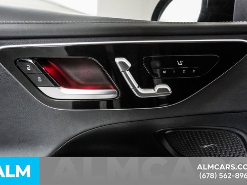 Used 2024 Mercedes-Benz C 300 4MATIC Sedan w/ AMG Line w/ Night Package image 43