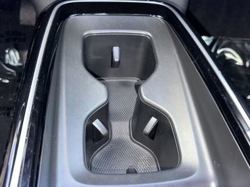 Used 2023 Volkswagen ID.4 Pro RWD image 17