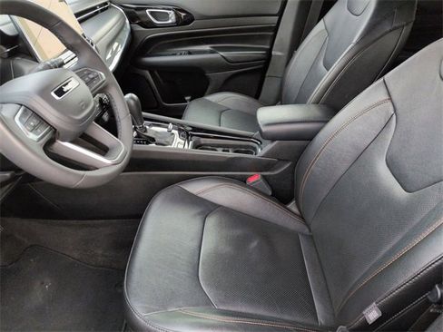 Certified 2023 Jeep Compass Limited image 12