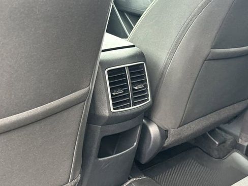 Used 2024 Kia Sportage LX image 14