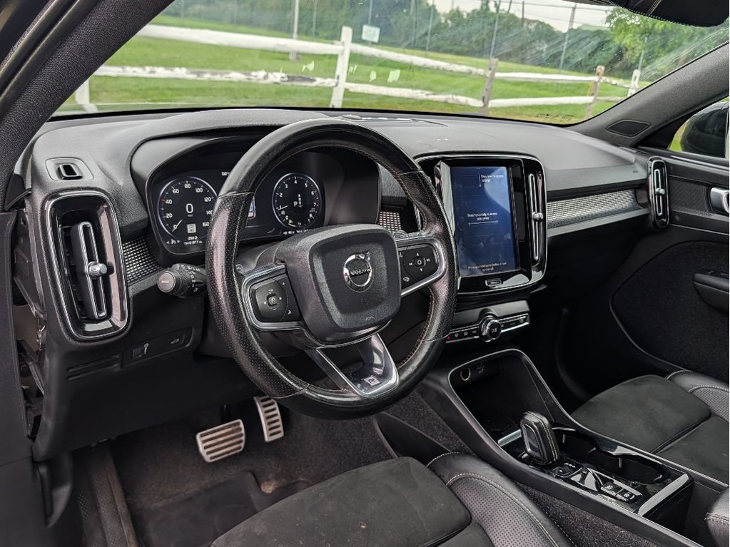 Used 2020 Volvo XC40 T5 R-Design w/ Protection Package Premier AWD/4WD image 20