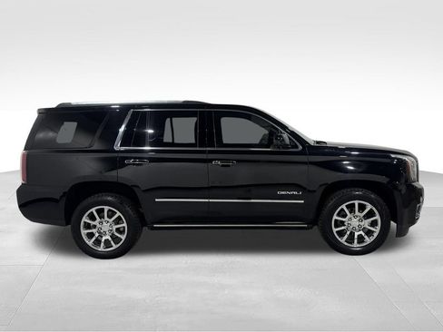 Used 2018 GMC Yukon Denali w/ Open Road Package AWD/4WD image 22