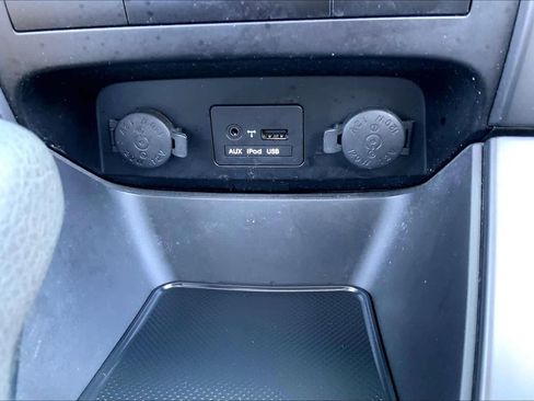 Used 2011 Kia Sorento LX image 32