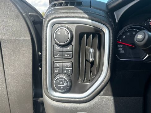 Used 2019 Chevrolet Silverado 1500 LTZ w/ LTZ Plus Package AWD/4WD image 12