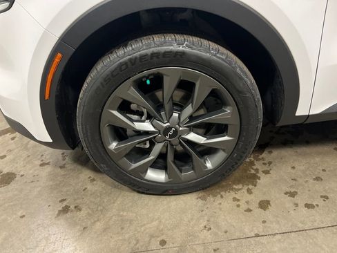 Used 2023 Kia Sorento SX Prestige AWD/4WD image 9