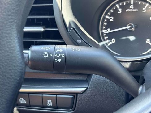 Used 2025 MAZDA MAZDA3 s FWD image 26