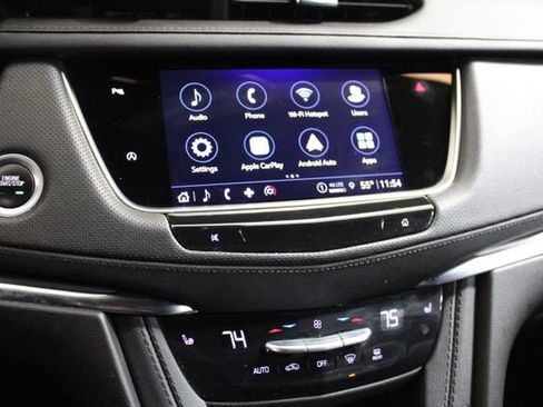 Certified 2023 Cadillac XT5 Luxury AWD/4WD image 12