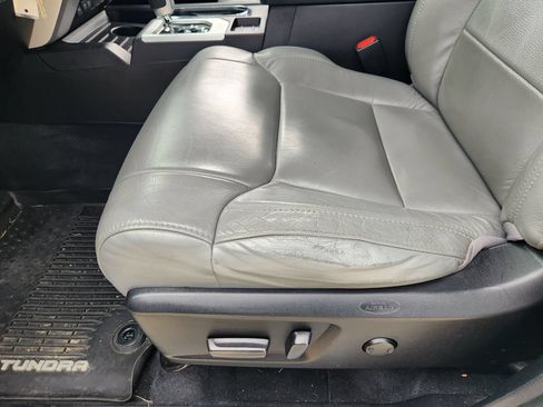 Used 2020 Toyota Tundra SR5 w/ SR5 Leather Package RWD image 24