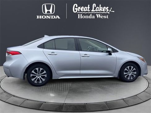 Used 2020 Toyota Corolla LE image 6