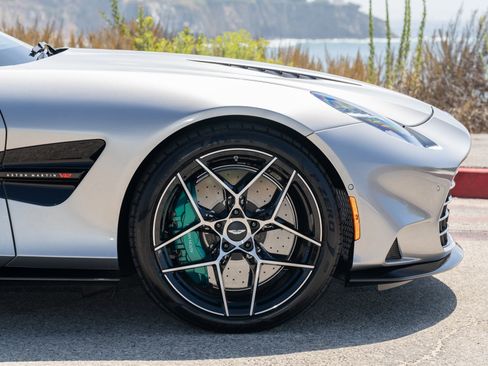 Used 2026 Aston Martin Vanquish image 23