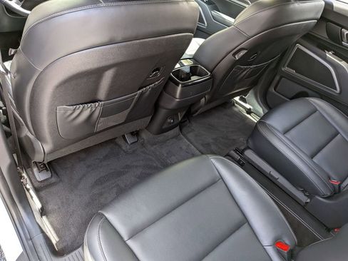 Used 2025 Kia Telluride S FWD image 21