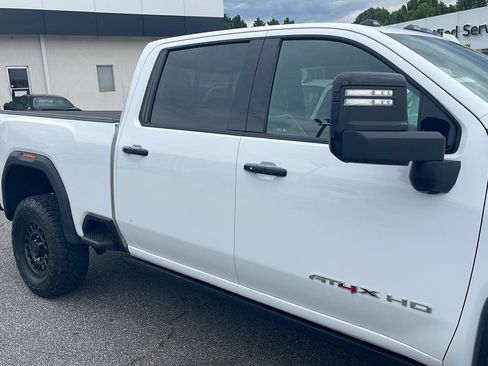 Used 2024 GMC Sierra 2500 AT4X w/ AT4X AEV Edition AWD/4WD image 4