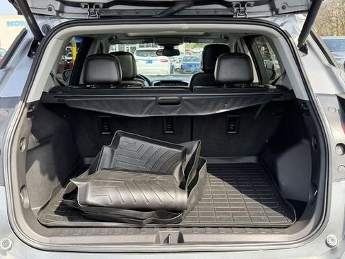 Used 2021 GMC Terrain SLT w/ Infotainment Package II image 8