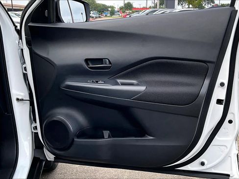 Used 2024 Nissan Kicks S FWD image 21