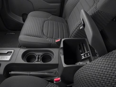 Used 2018 Nissan Frontier SV RWD image 21