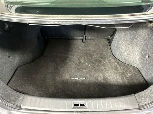 Used 2016 Nissan Sentra SR FWD image 8