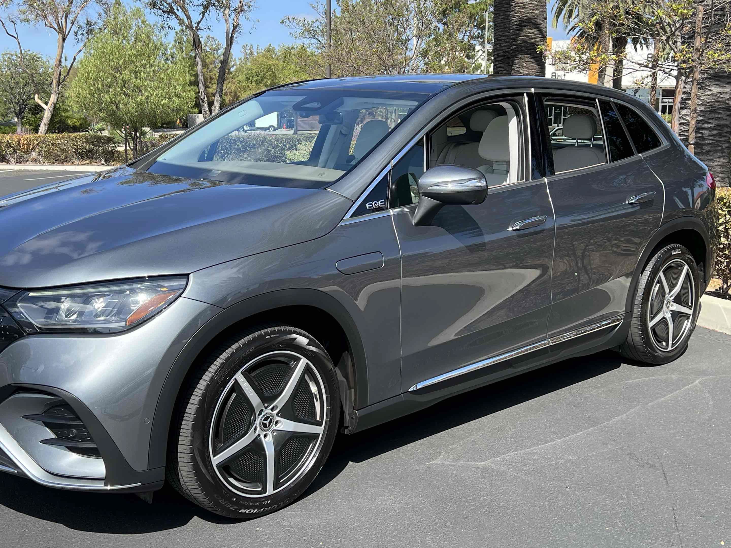 Used 2023 Mercedes-Benz EQE 350+ SUV w/ AMG Line Exterior Package image 44