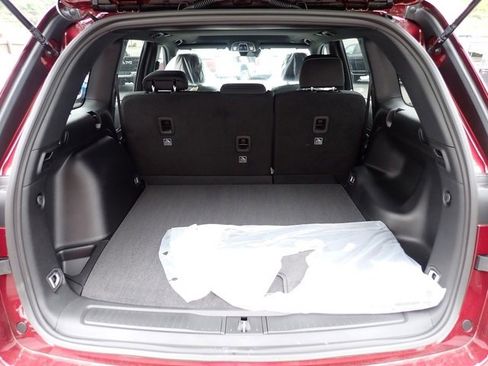 New 2025 Jeep Grand Cherokee Laredo X w/ MOPAR Finishing Package image 6