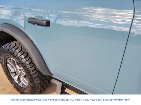 Used 2022 Ford Bronco Badlands image 14