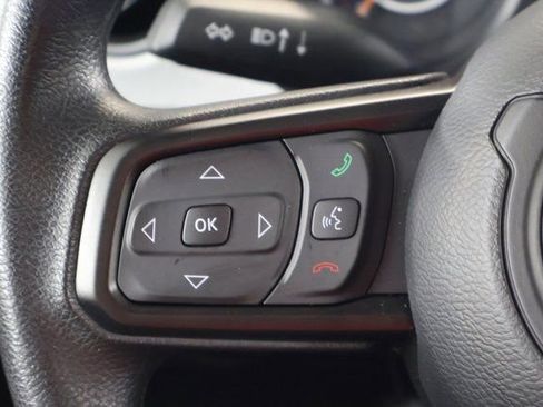 Used 2025 Jeep Wrangler Sport image 14