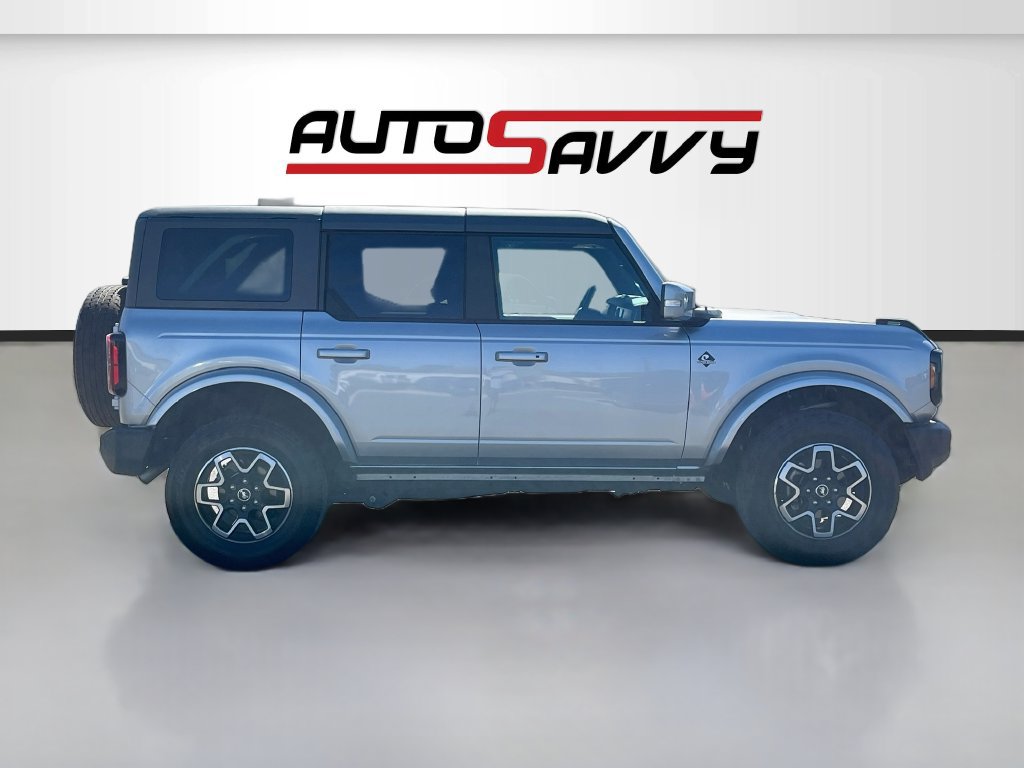 Used 2024 Ford Bronco Outer Banks AWD/4WD image 8