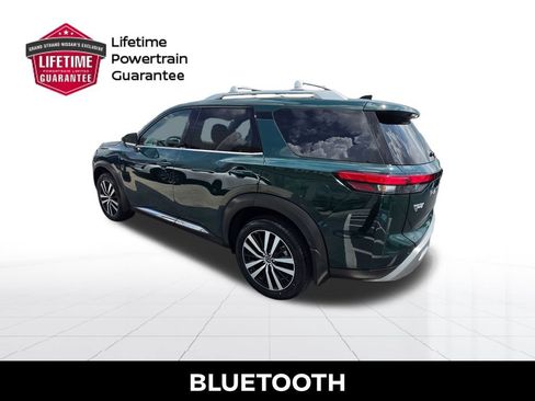 Certified 2025 Nissan Pathfinder Platinum w/ Cargo Package FWD image 3
