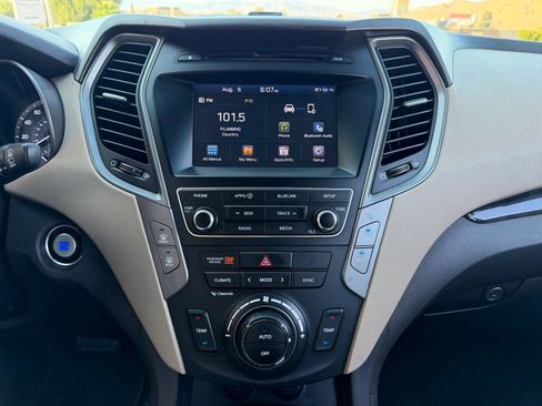 Used 2018 Hyundai Santa Fe Sport w/ 2.4L Value Package 02 FWD image 13