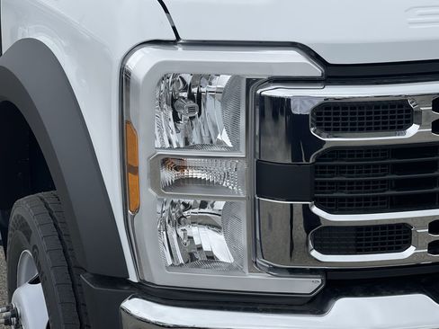 New 2025 Ford F450 XL w/ XL Chrome Package image 7