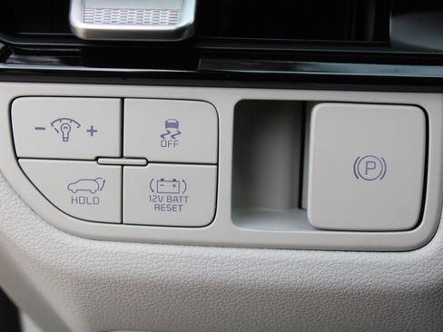 New 2026 Kia Sportage AWD Hybrid image 25