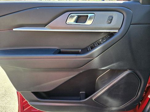 New 2026 Ford Explorer ST-Line image 29