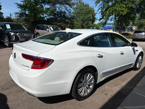 Used 2017 Buick LaCrosse FWD image 5