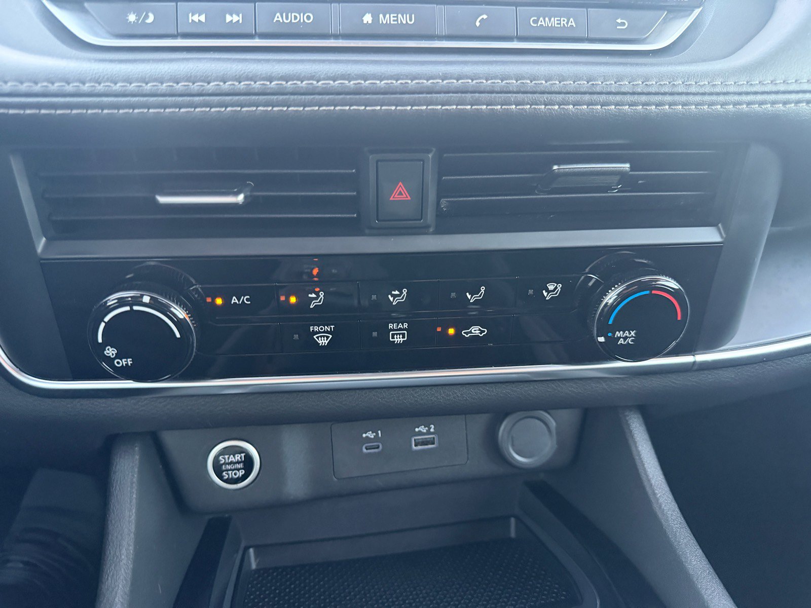 Used 2023 Nissan Rogue S FWD image 21