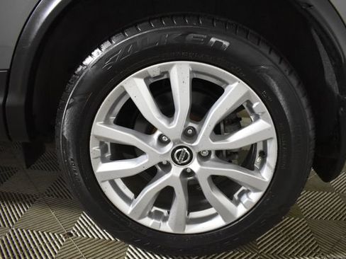 Used 2022 Nissan Rogue Sport SV AWD/4WD image 40
